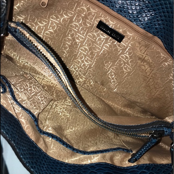 EUC snakeskin handbag - Picture 2 of 3